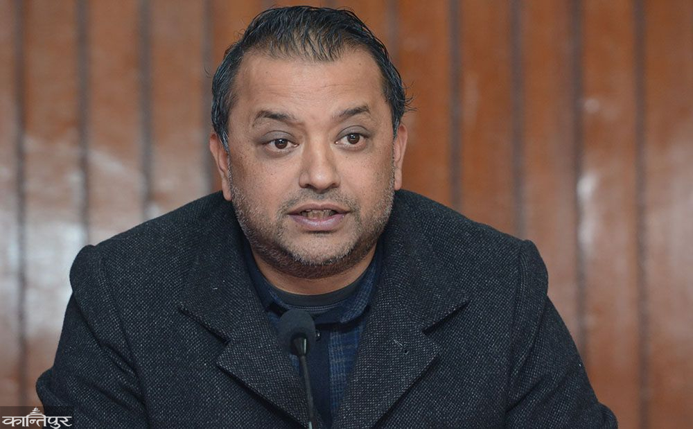 नेपाली काँग्रेसका नेता गगन थापा अध्ययनका लागि सिंगापुर पुगे