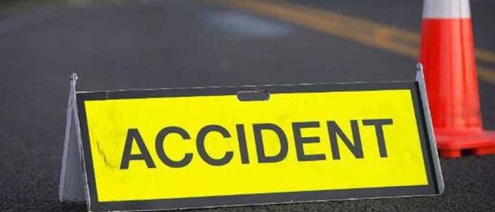 दुवै चक्का फुस्किएर ट्याक्टर पल्टिँदा चालकको मृत्यु