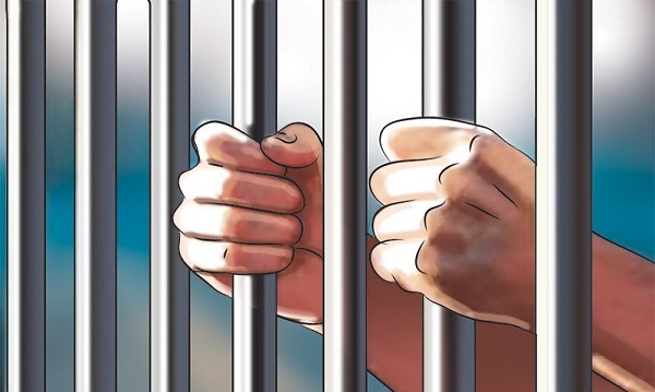 विदेशी नागरिकलाई नेपाली नागरिकता दिएको अभियोगमा दुई कर्मचारी पका्रउ