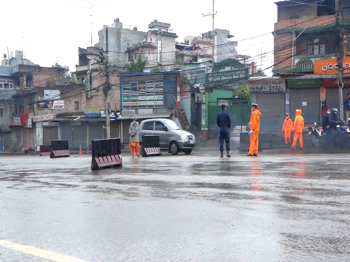 उपत्यकामा लगाइएको निषेधाज्ञालाई शुक्रबारदेखि थप कडाइ