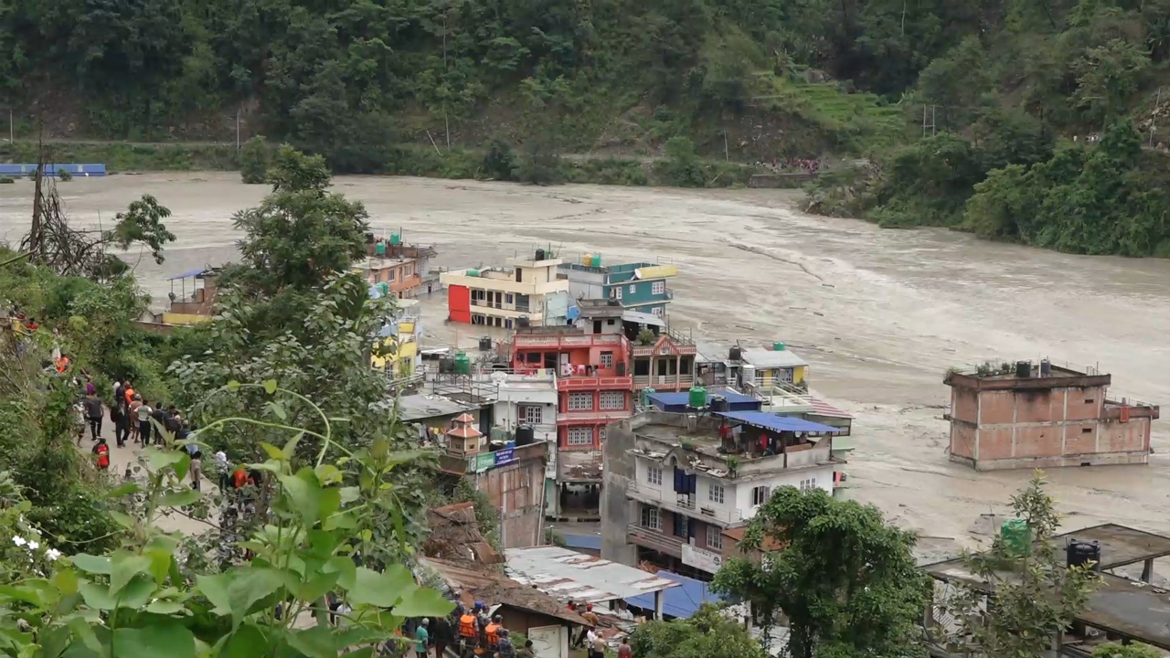 बाढीले मेलम्चीमा तहसनहस