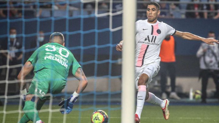 फ्रान्सको शीर्ष डिभिजन फुटबल लिग वान गए रातिबाट सुरु