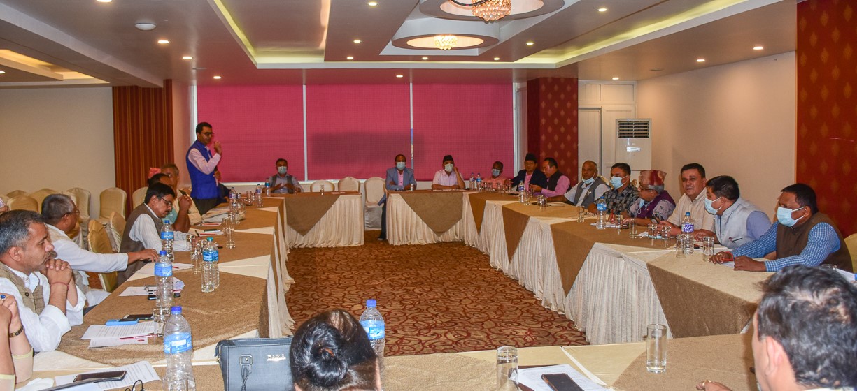 तोकिएको मितिमा महाधिवेशन गर्न नेता पौडेल पक्षका जिल्ला सभापतिहरुको माग