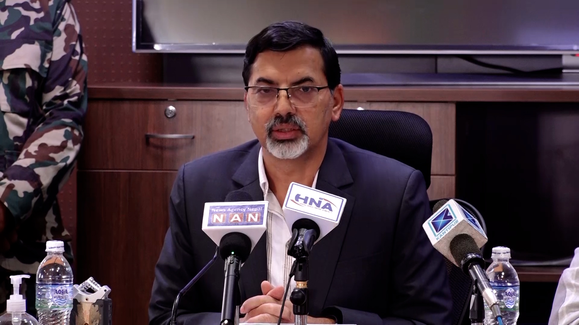 पूर्व सरकारको केहि कार्यक्रम अनावश्यक भएकाले रोकिएको हो : अर्थमन्त्री